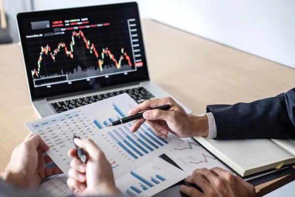 Incubators & Accelerators